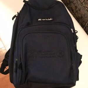 travis mathew go backpack